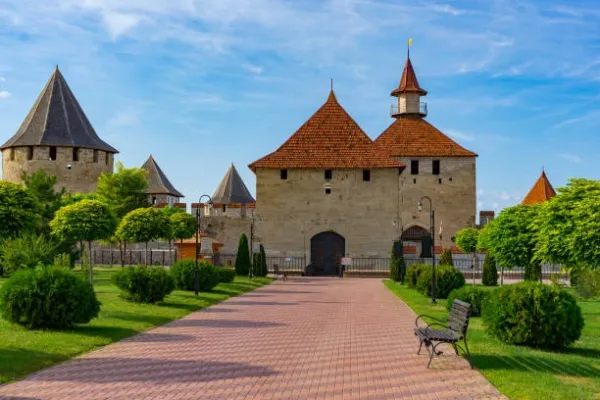 Best of Moldova: 3D Transnistria & Exquisite Wine Tasting