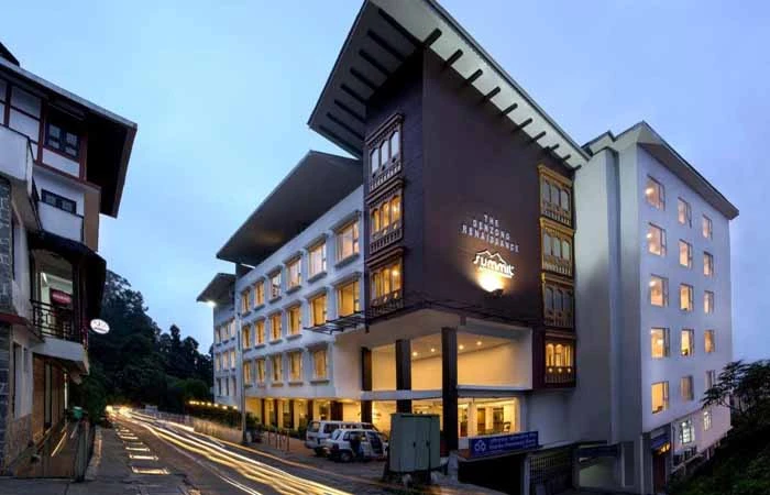 Discover Your Next Stay in Motion