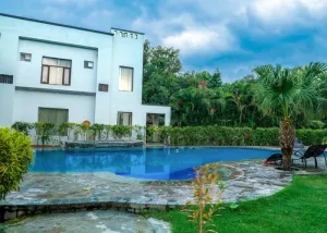 Corbett Wild Resorts & Spa
