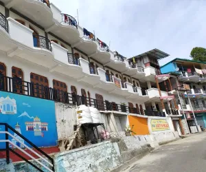 Hotel Aditya Palace Barkot