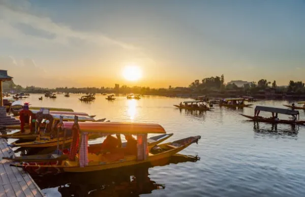 Explore Kashmir: 5N/6D Journey from Srinagar to Srinagar