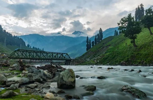 Explore Kashmir: 5N/6D Tour from Srinagar to Srinagar