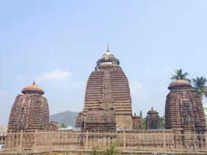 Ancient Shri Mukhalingeshwara Swamy Temple