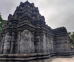 Kadamba Shri Mahadeva Temple, Tambdisurla