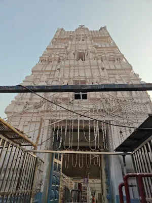 Sri Raja Rajeshwara Swami Temple - Vemulawada