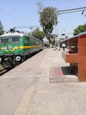 Banda Railway Station