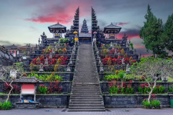 Amazing Bali 10-Day Tour: Ubud, Yogyakarta & Seminyak