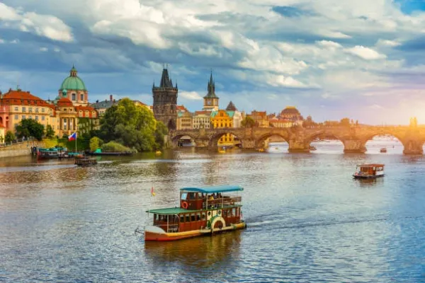 5‑Day Berlin & Prague Tour: Culture & History