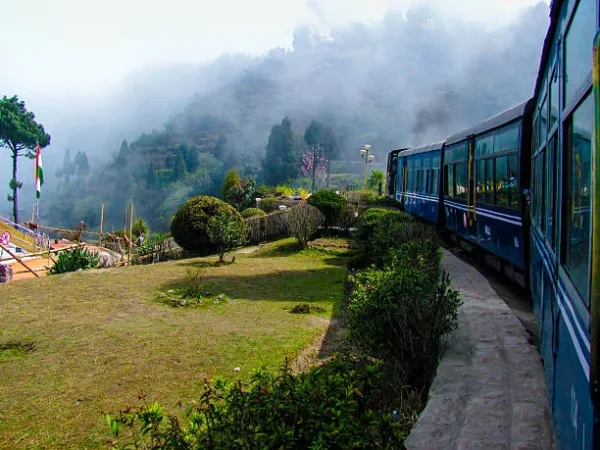 Gangtok Darjeeling Tour: 6N/7D Scenic Family Holiday