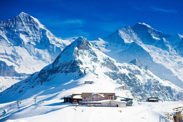 Explore Zurich, Paris, and Amsterdam in 17 Days with HECT